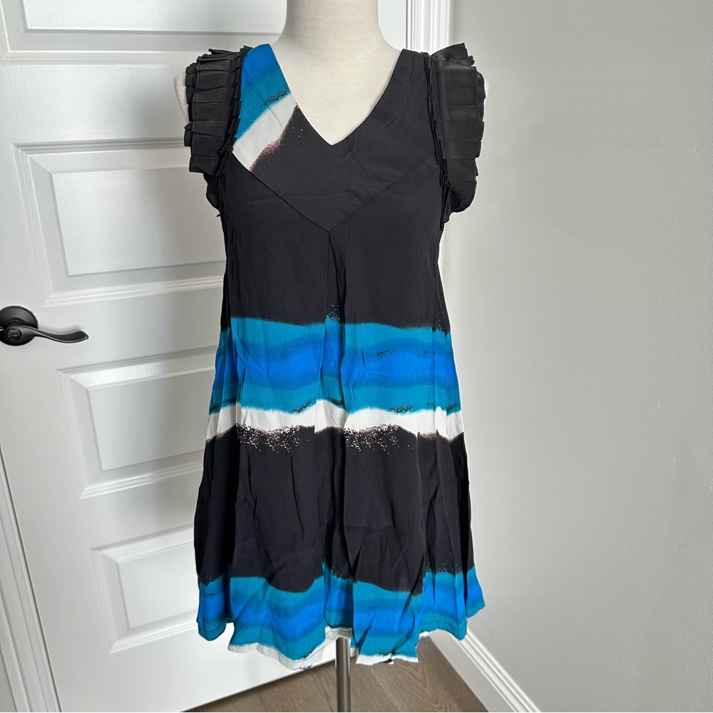 Toi et Moi Black and Blue Dress